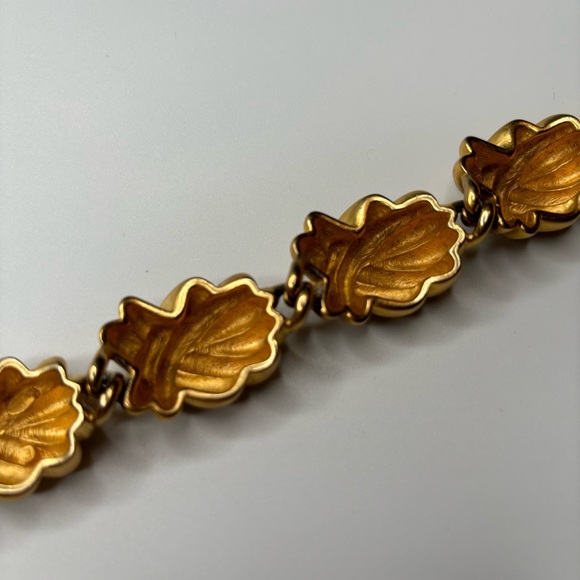 Vintage Givenchy Gold Tone Chunky Linked Knot Bracelet - Picture 11 of 14